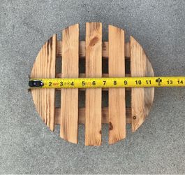 Round Slatted Wood Plant Stand Trivet
