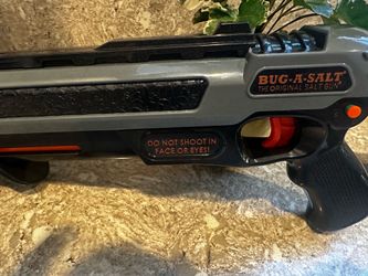Salt a Bug gun