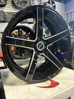 Strada 20x8.5” Wheel – Gloss Black Milled – Brand New!