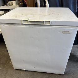 Whirlpool 7.0 Cubic Ft Chest Freezer