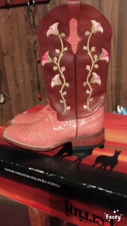 Ferrini, Snake skin Cowgirl Boots