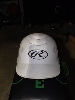 Rawlings baseball / softball helmet