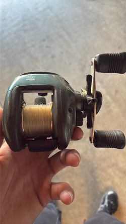 Shimano bait caster reel
