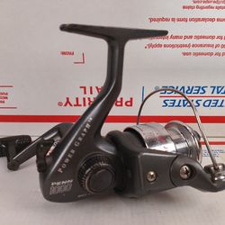 PENN Power Graph 1000 Vintage Spinning Fishing Reel 