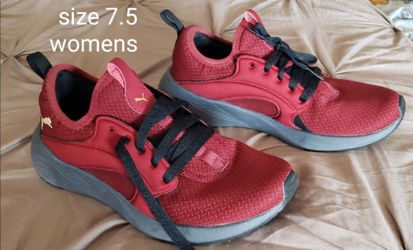 Womens Pumas