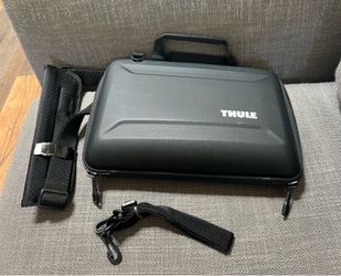 MacBook laptop shoulder bag, new