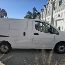 2018 Nissan Nv200