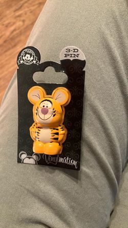 Disneys tigger 3D vinylmation pin