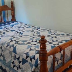 Twin Bed 