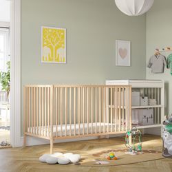 Solid Wood Crib / Toddler Bed
