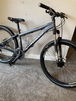 Specialized Rockhopper Mountain Bike