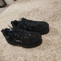 Sneakers  SKECHERS,  size 11 .