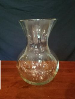 Large Clear Glass Vase 8 1/2" Tall