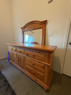 Broyhill “Fontana” pine dresser