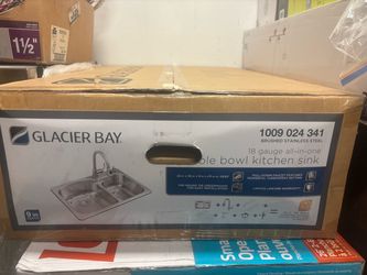 NEW Glacier Bay 33” Double Bowl Stainless Steel Kitchen Sink Kit + Faucet