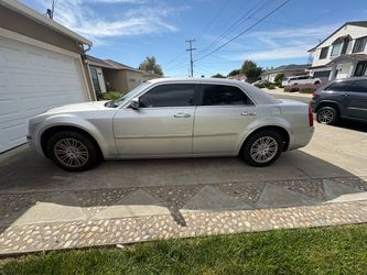2010 Chrysler 300