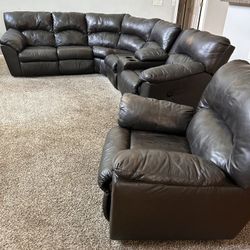 Leather Reclining Sectional With Extra Recliner 