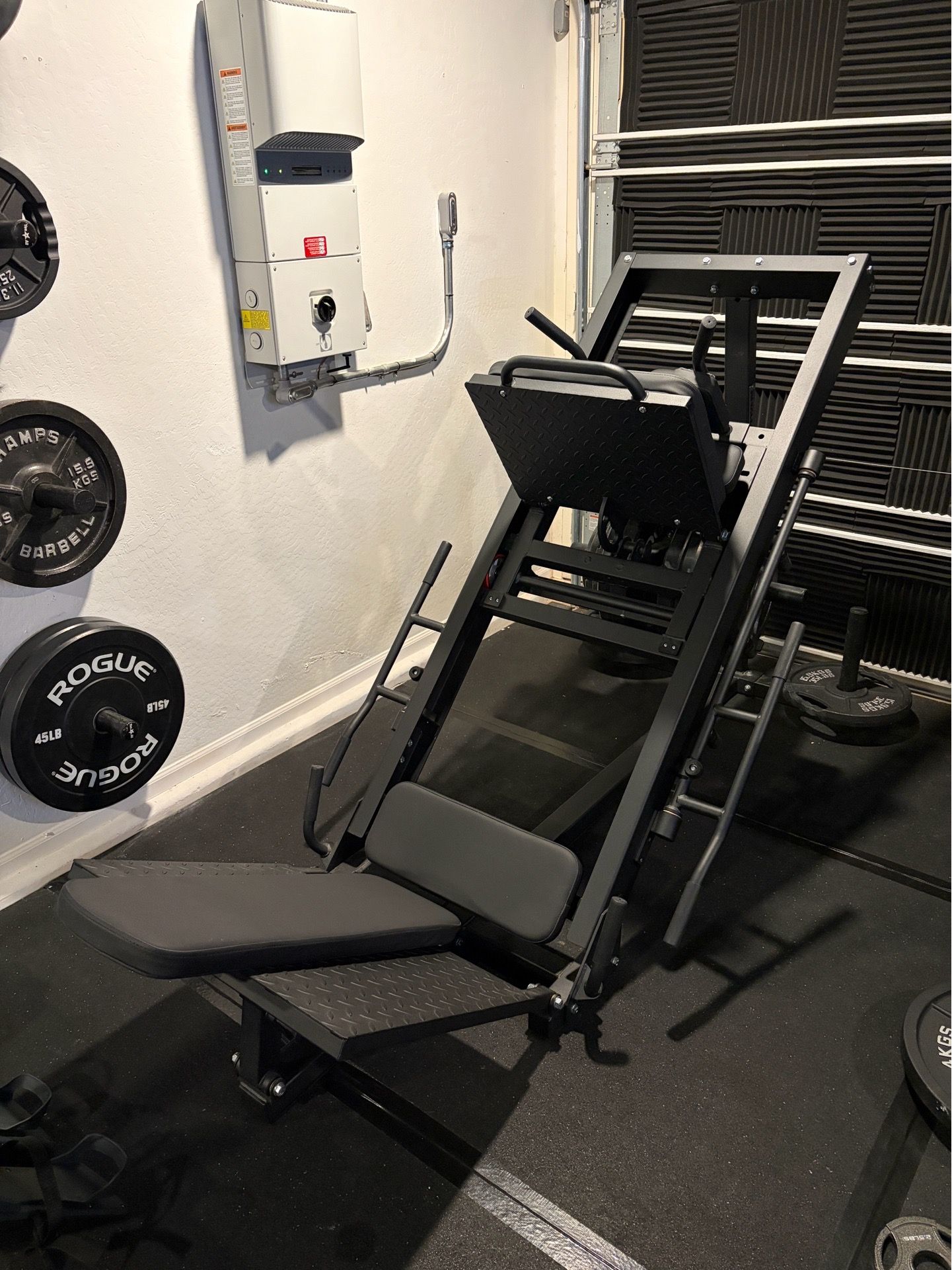 Titan Fitness Leg Press & Hack Squat Machine