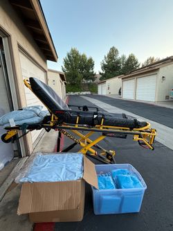 Stryker EMS ambulance cot MODEL 6082 MX-PRO