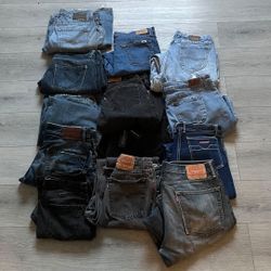 Levi’s, Lee, Anchor blue & more Jeans/Pants 13 Pairs 