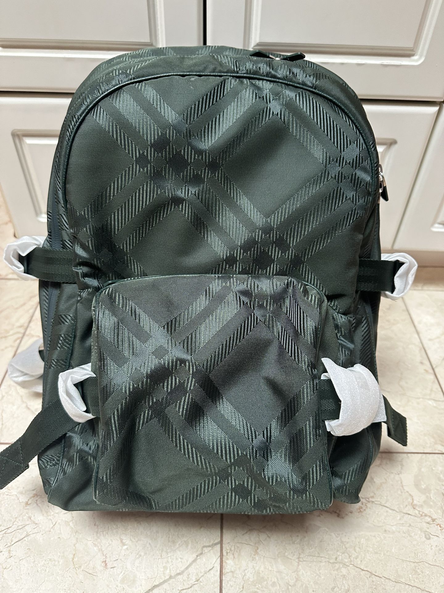 Brand New Burberry Check Jacquard Backpack – Vine Green
