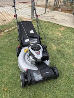 Murray
22 in. 140 cc Briggs & Stratton Walk Behind Gas Self-Propelled Lawn Mower with Front Wheel Drive and Bagger