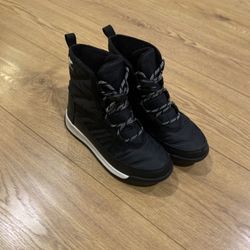 Sorel Kids Winter Boots Size 2