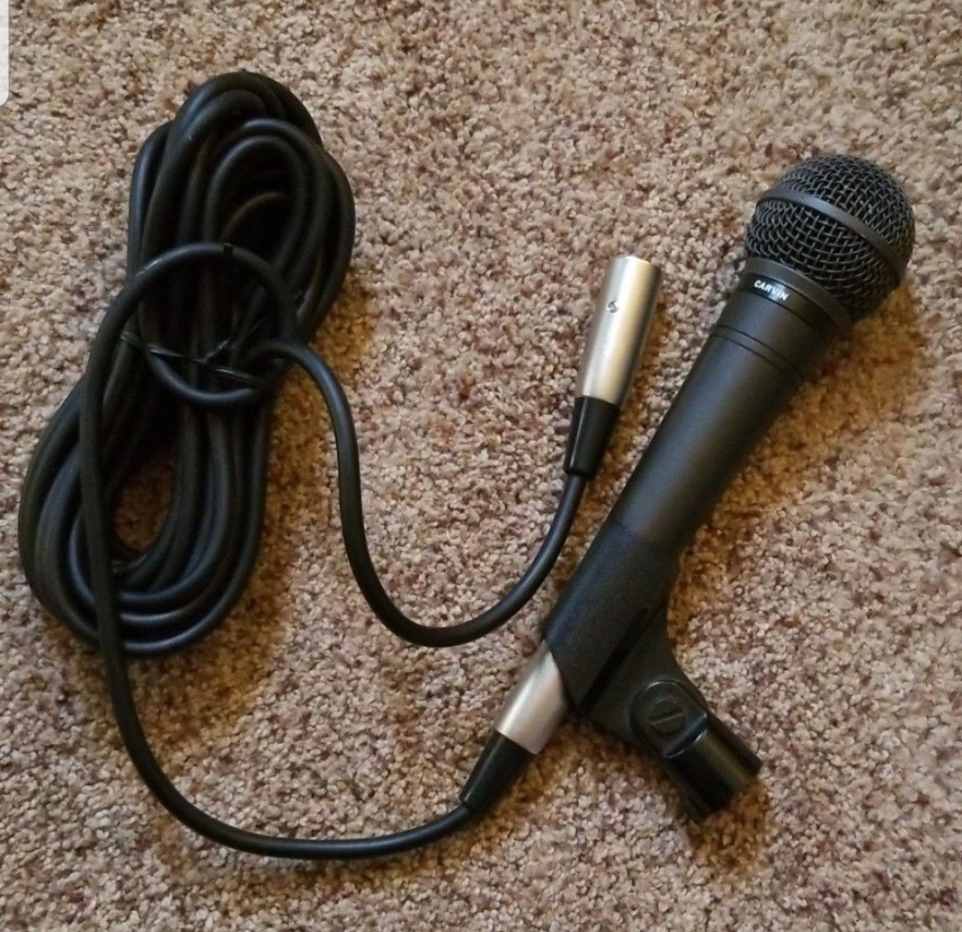 Carvin microphone