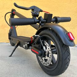 Electric scooter