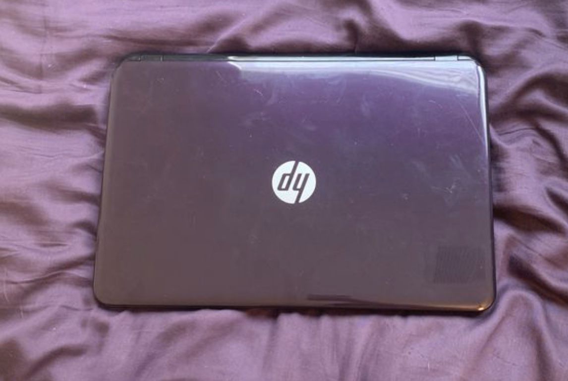 HP 15-g077nr Notebook PC