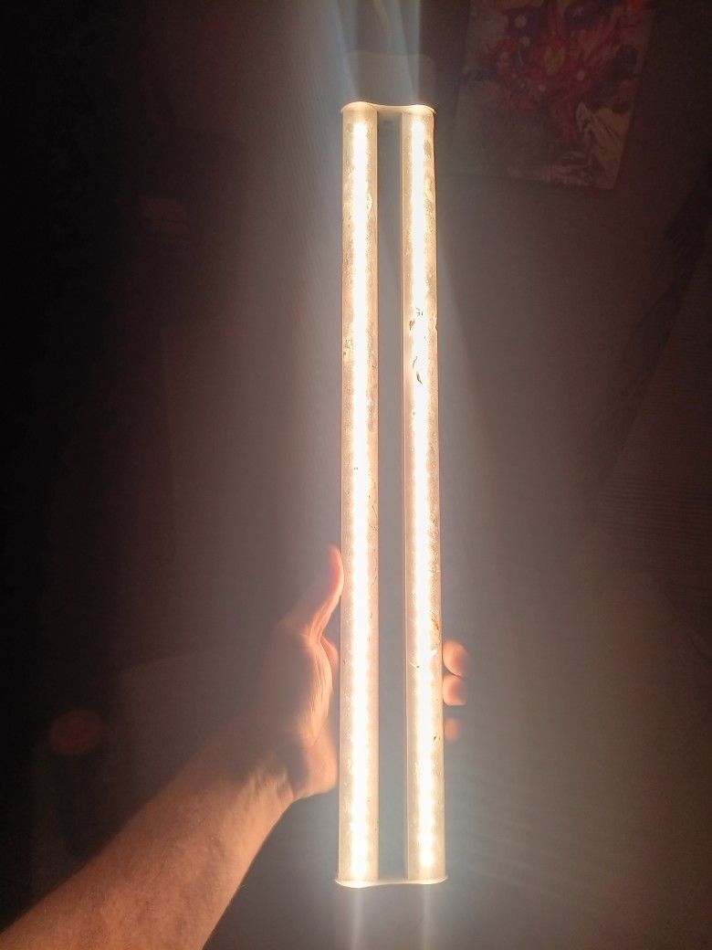 Grow Lights 30 Bucks For The 2 Sets