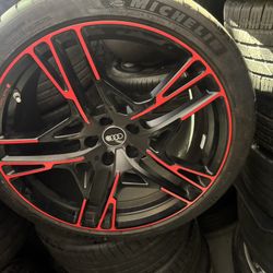 AUDI. R8.  Wheels. Tires