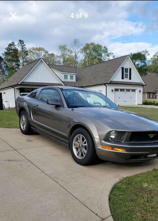 2005 Ford Mustang