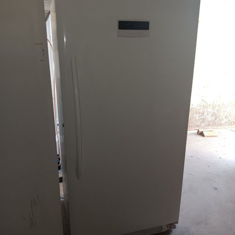 Freezer 21 Cubic Ft