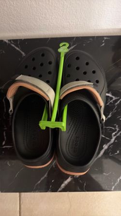 Brand new Crocs shoes size Women 8 Men 6