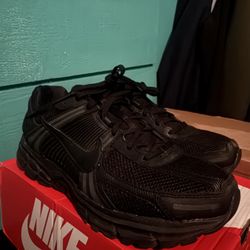 Nike Vomero 10.5