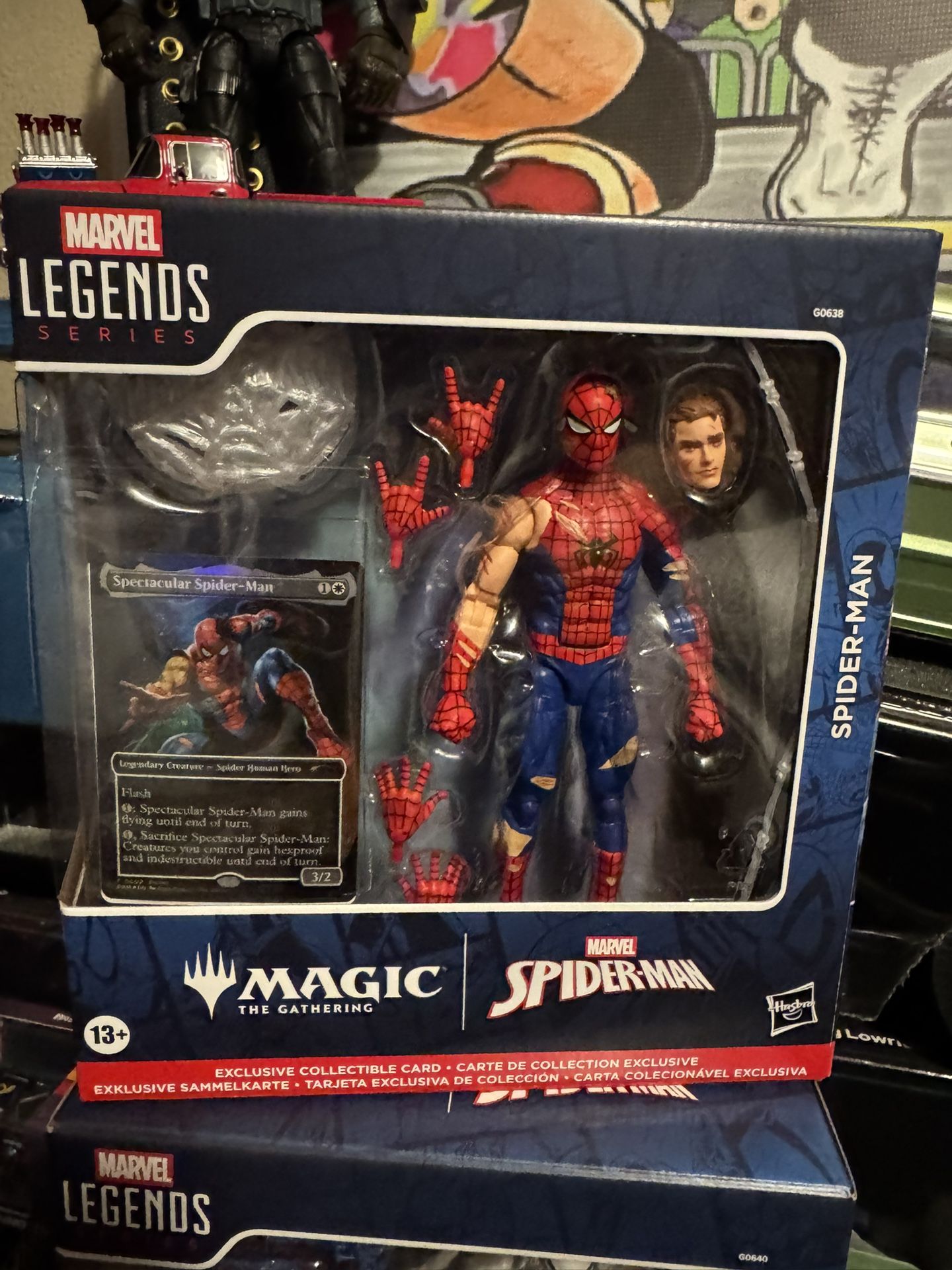 Magic the gathering Spider-Man with trading card