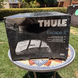 Thule Escape II Car Top Carrier Roof Cargo Bag Carrier for Sale in San Diego CA OfferUp