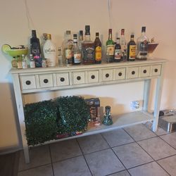 Bar Table