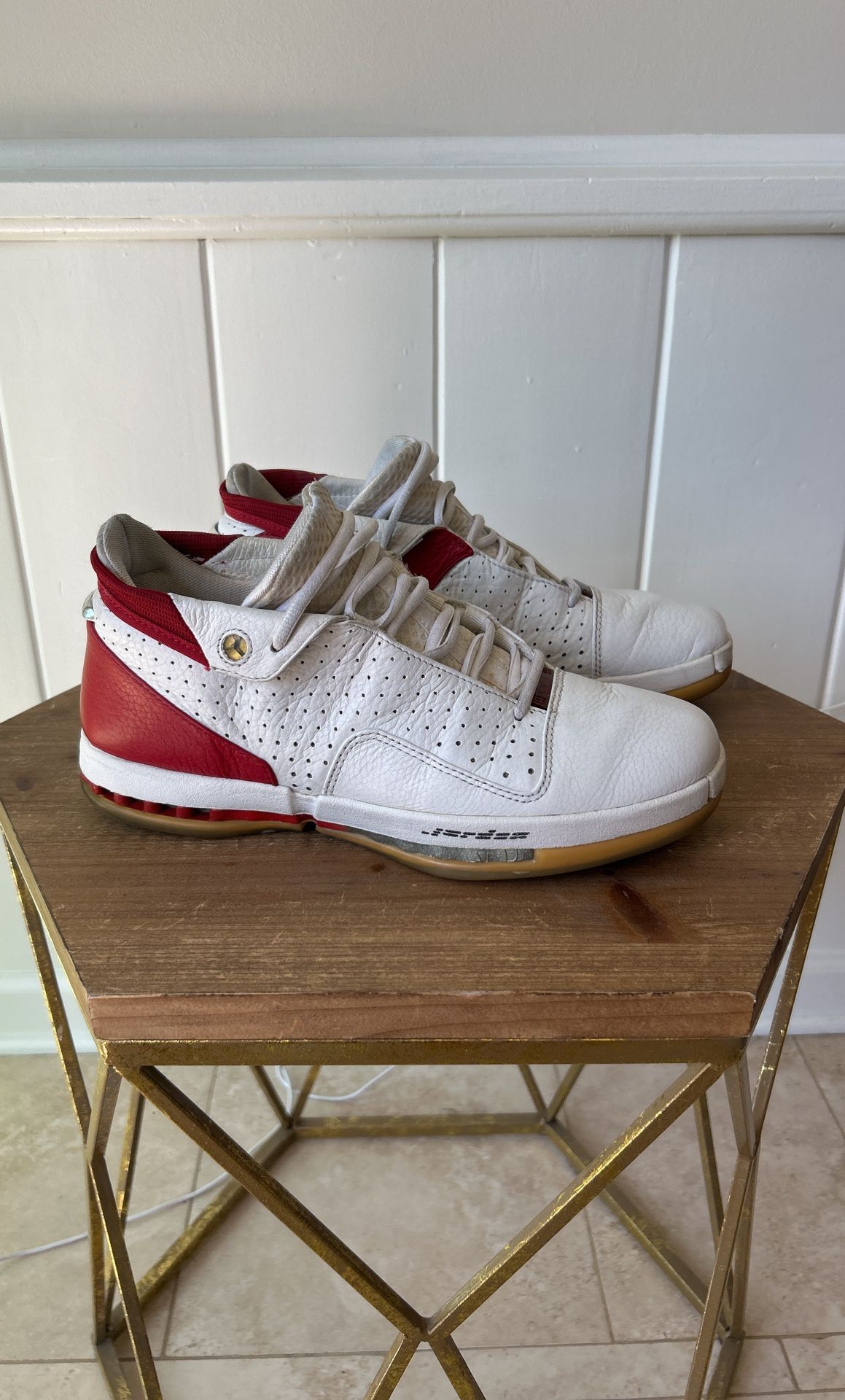 Air Jordan 16 XVI Low