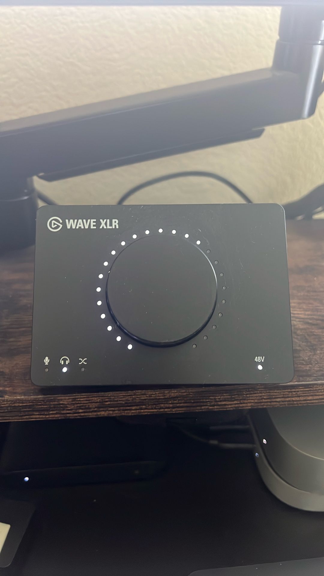 Elgato Wave DX + Wave XLR + Wave Mic Arm LP – Complete Streaming Audio Setup