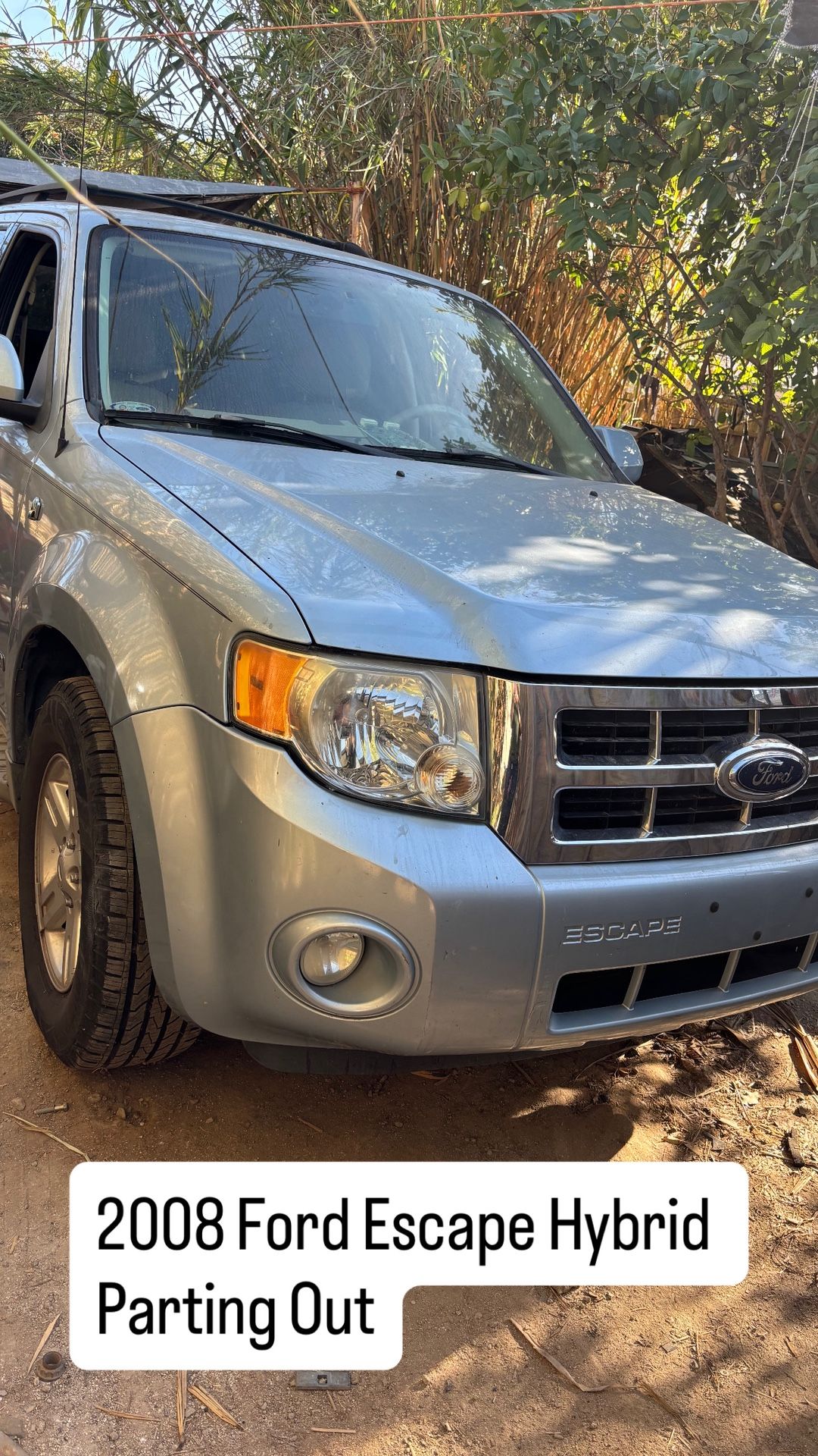 2008 FORD ESCAPE PARTING OUT - PARTS ONLY!