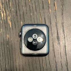 Apple Watch 43 MM Series 3
