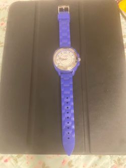Women Coach Watch