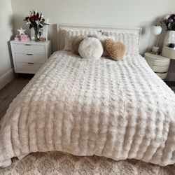 Girls Beige Color Queen Bedframe