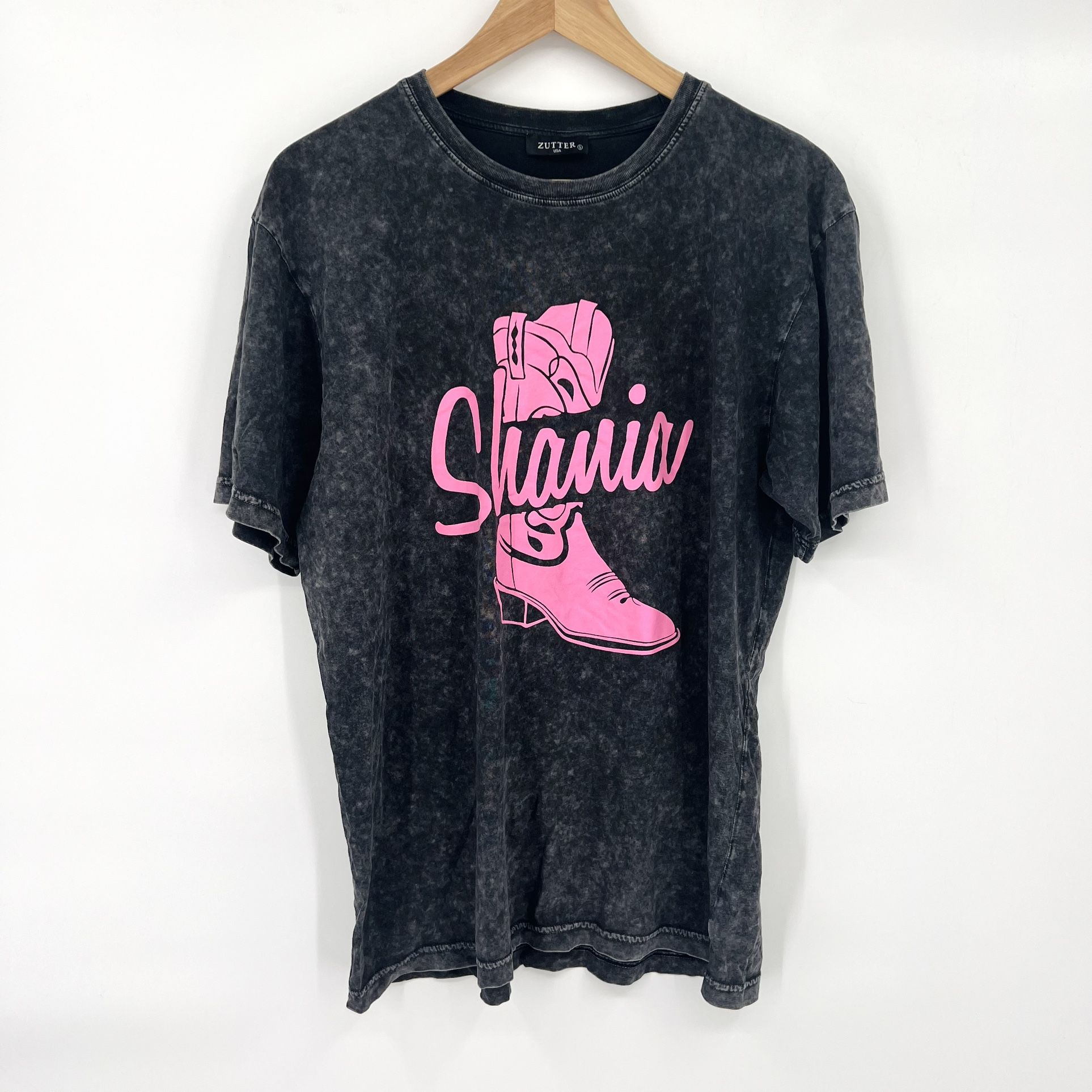 SHANIA Pink Cowgirl Boot Distressed Gray Graphic Tee Womens Small