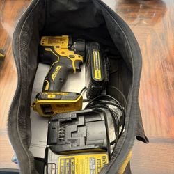 Dewalt 20 V Compact Drill