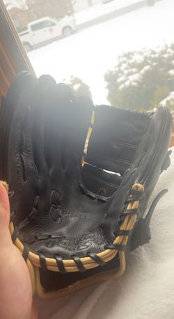Rawlings Baseball Glove  Thumbnail