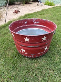 Rustic Patriotic Metal Wash Tub - Farmhouse Planter / Ice Bucket.