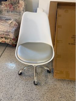 Desk chair